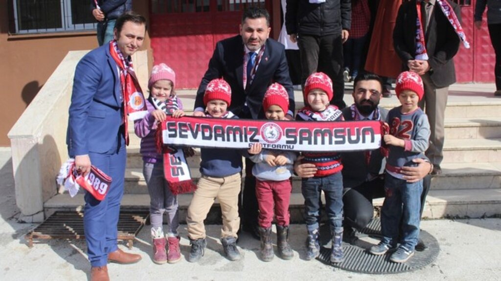‘Minikler Üşemesin’ Projesinin İlk Durağı Salıpazarı Oldu!