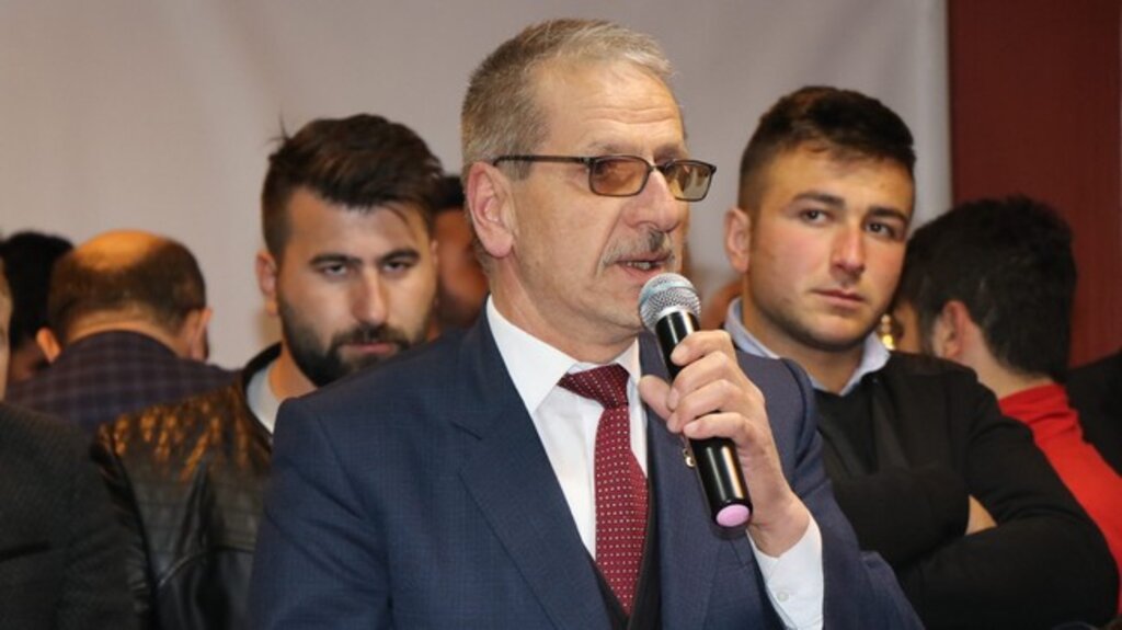 Siyaset Düzgün ve Çirkefleşmeden Yapılmalı!