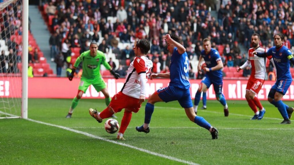 Samsunspor, Niğde Anadolu'yu Rahat Geçti!