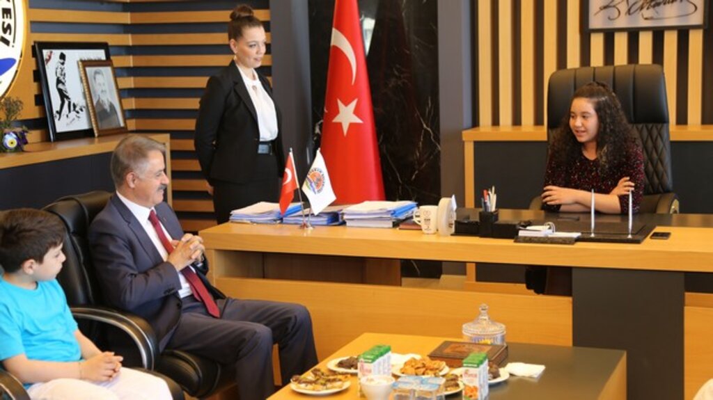 Atakum’da Başkan Deveci Koltuğu Devretti!