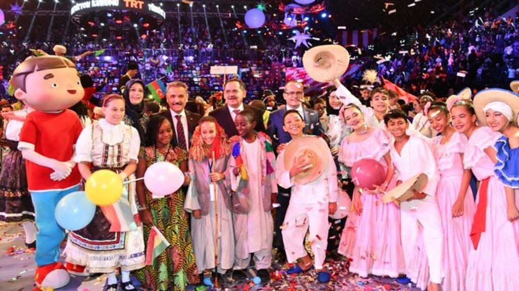 Uluslararası Çocuk Şenliğine Samsun’da Muhteşem Gala!