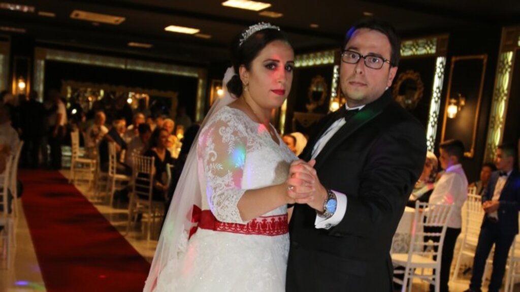 Öğretim Üyesine, Sağlıkçı Gelin!