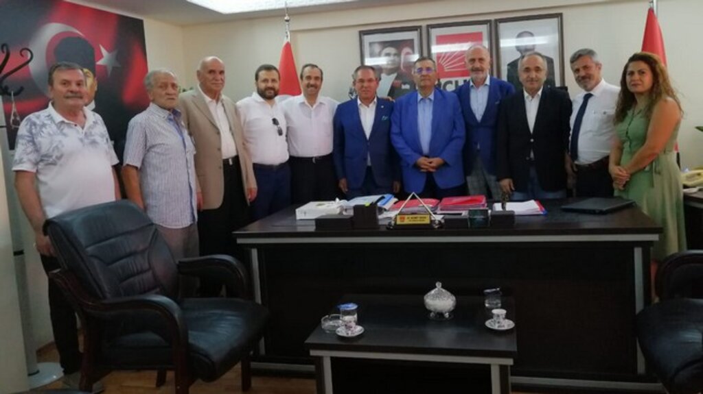 AK Parti Samsun’dan Siyasi Partilere Bayram Ziyareti!
