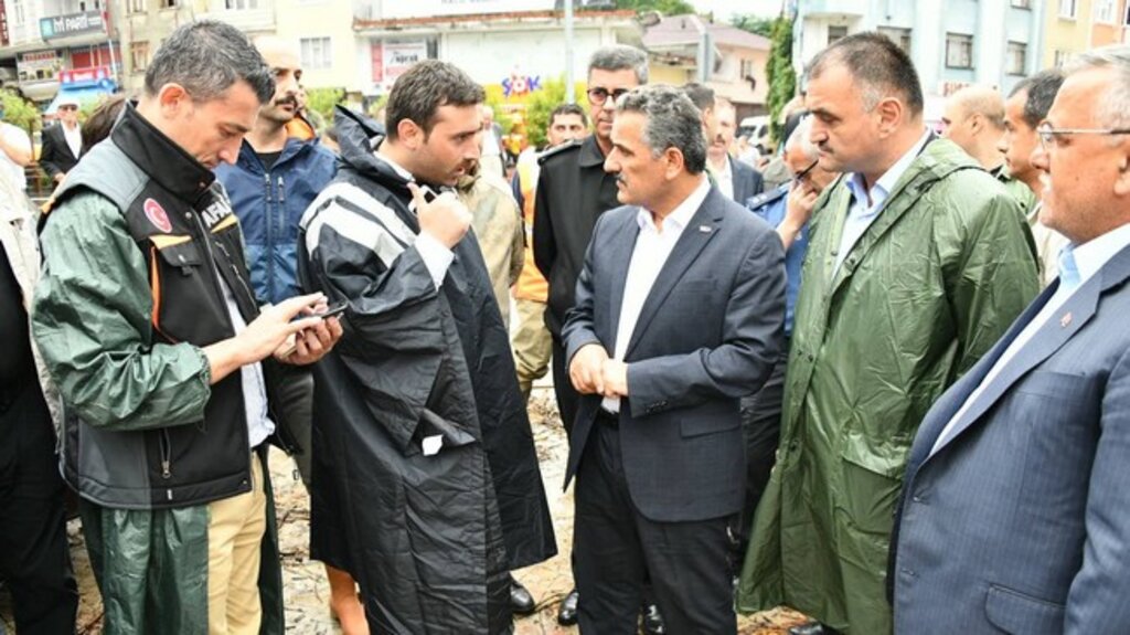 Vali Kaymak Sel Felaketini Yerinde İnceledi!