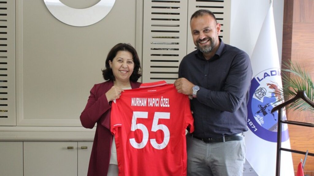 Samsunspor’dan Başkan Özel’e Formalı Teşekkür!