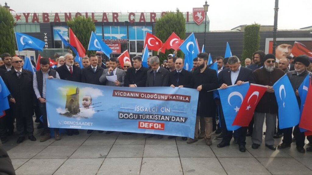  Samsun’da Doğu Türkistan Tepkisi!