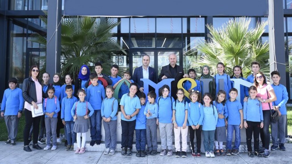 Başkan Togar’dan Öğrencilere 23 Nisan Sürprizi!