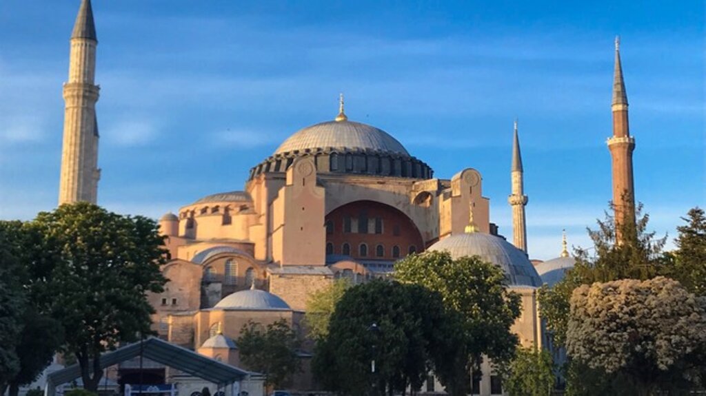Başkan Akkuş, ‘Ayasofya Açılsın, Hasret Sona Ersin’!