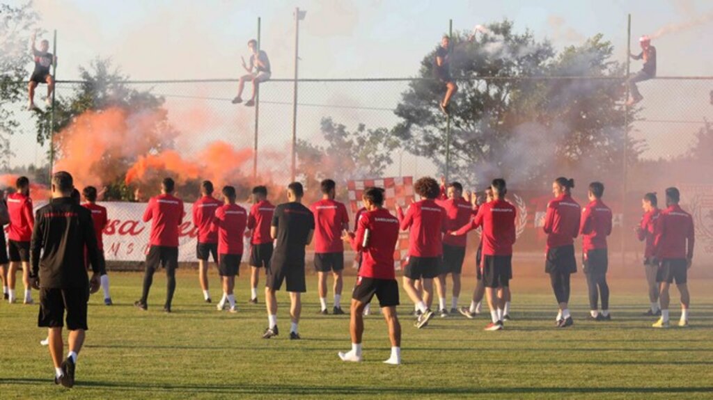 Samsunspor’un Bolu Kampı Taraftar Desteğiyle Başladı!