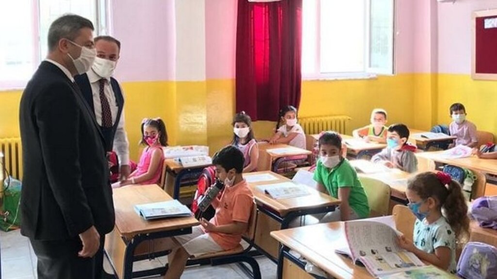 Akmeşe, ‘Velilerimizin Okullara Güveni Tam’!