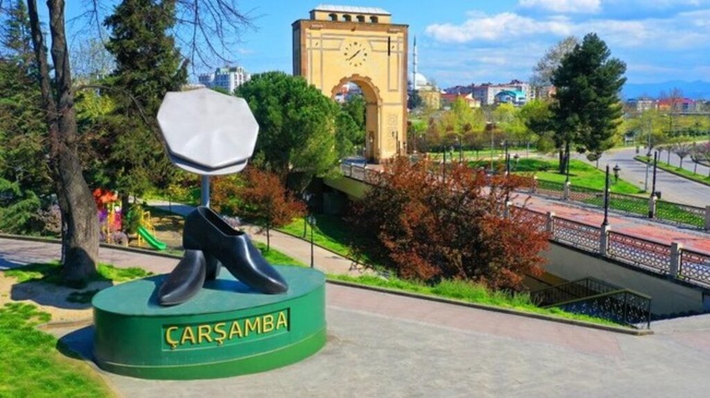 Çarşamba'nın Yumurta Topuk Ayakkabı Ve Sekiz Köşe Kasketi Tescilledi!