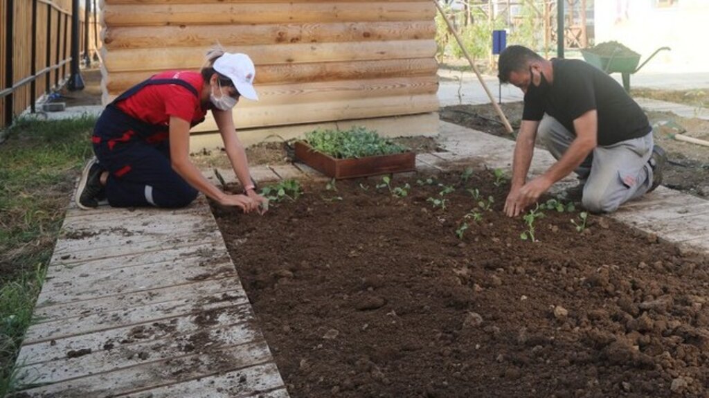 Karadeniz’in İlk Tohum Merkezi AtaTohum’da Kışlık Sebzeler Toprakla Buluştu!
