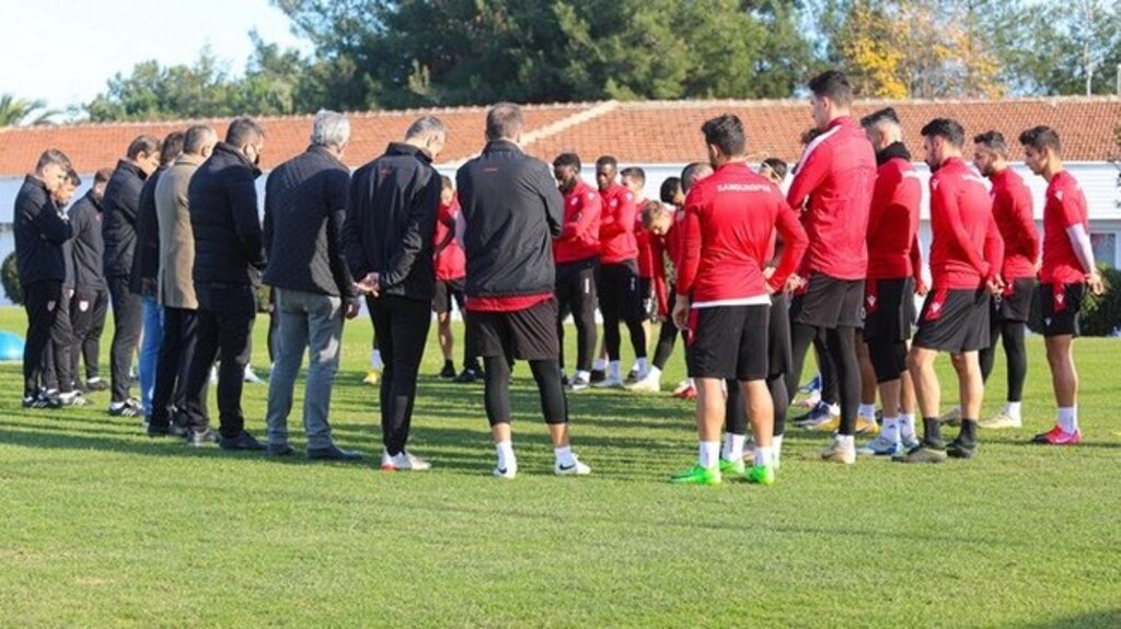 Samsunspor’da Hüzünlü Antrenman!