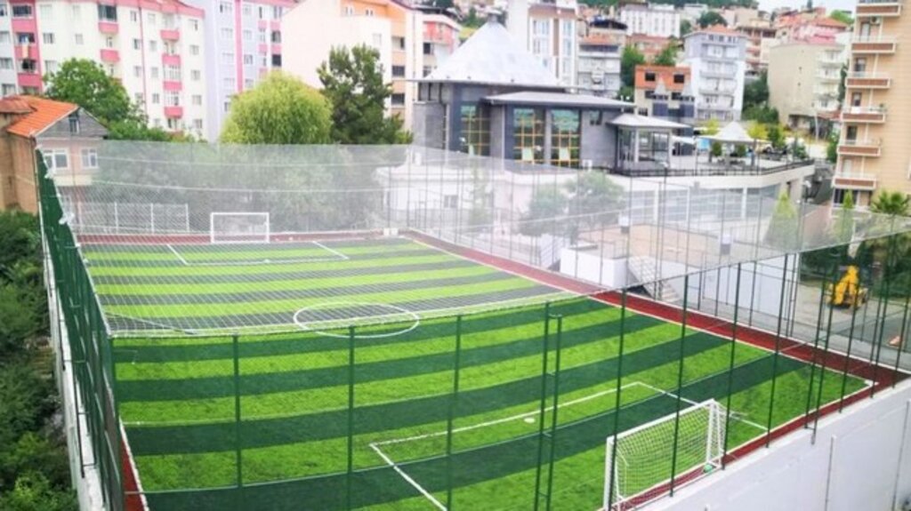Büyükşehir'den Kökçüoğlu Mahallesi'ne Halı Saha!