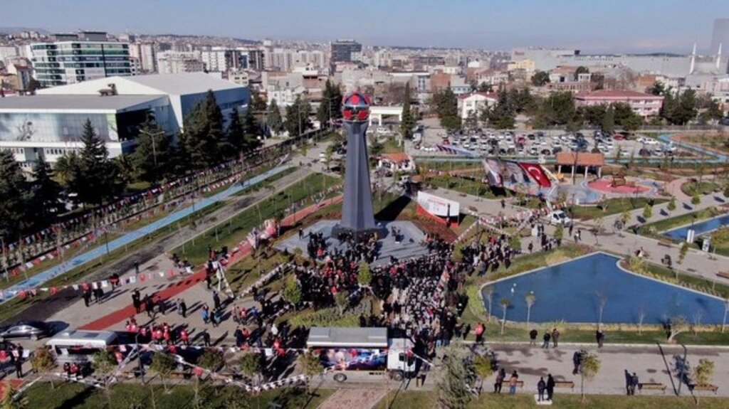 En Acı Günün Hatırası ‘Samsunspor Anıtı’ Törenle Açıldı!