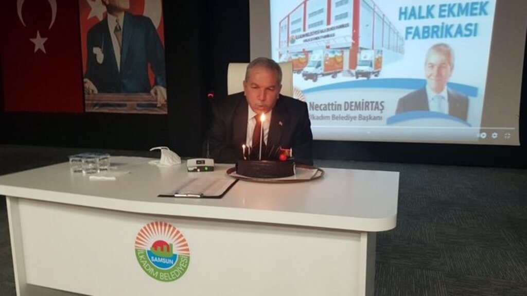 Başkan Demirtaş’a Doğum Gününü Sürprizi!