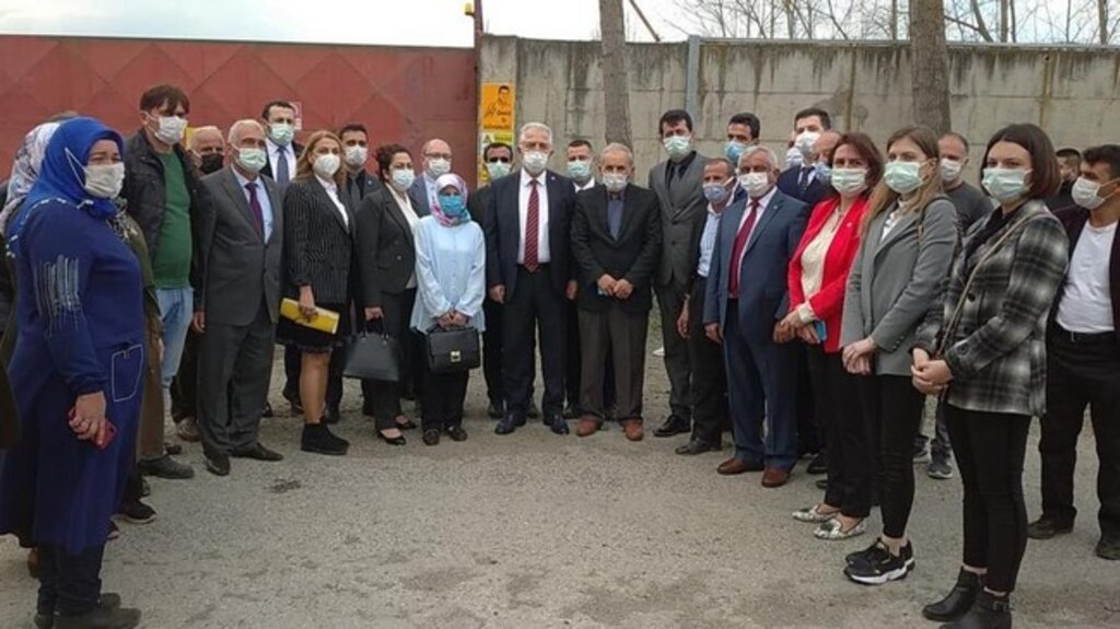 Santrale Baktılar, Hatıra Fotoğrafı Çektirip Gittiler!