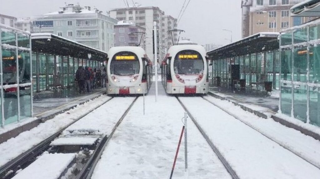 Samsun’da Tramvay Seferleri Kardan Etkilenmedi!