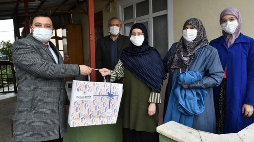 Samsun Büyükşehir'den Öğrencilere Anlamlı Ödül!