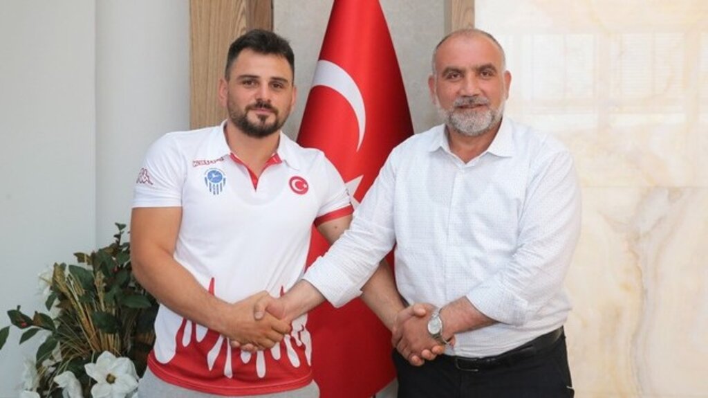 Canik Belediyesi Başpehlivanı Yeniden Kırkpınar Yolunda!