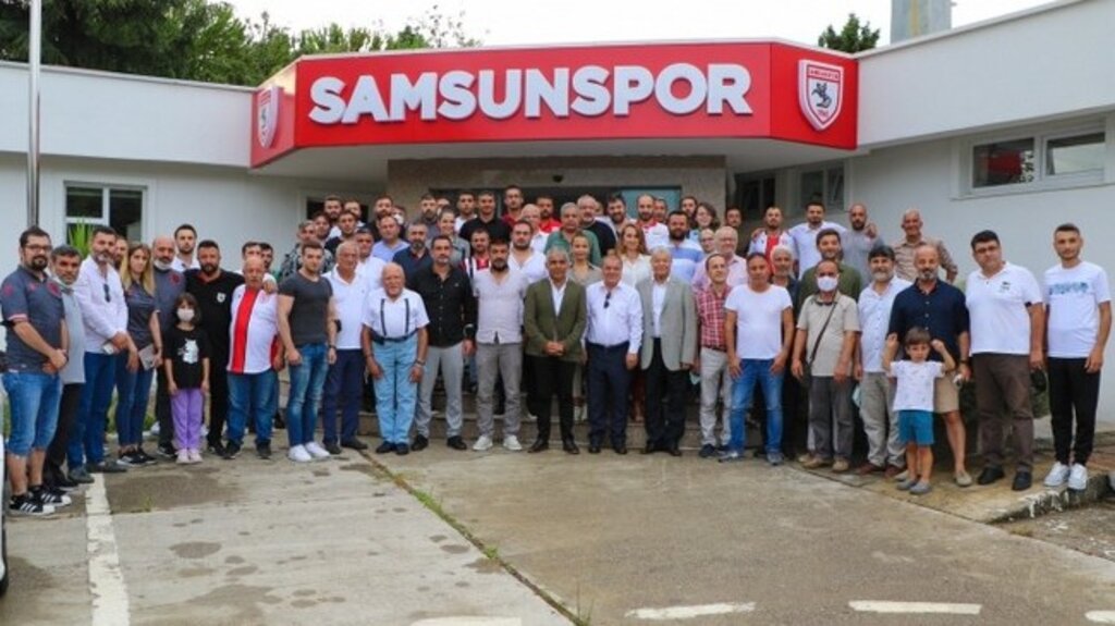 Samsunspor Camiası Bayramlaşmada Buluştu!