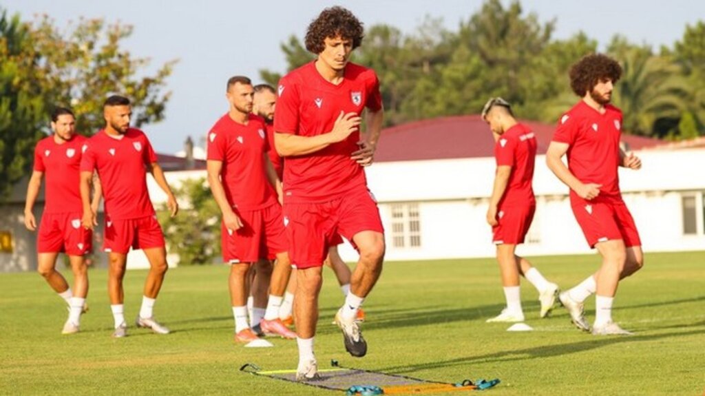 Osman Çelik Samsunspor Kampına Katıldı!