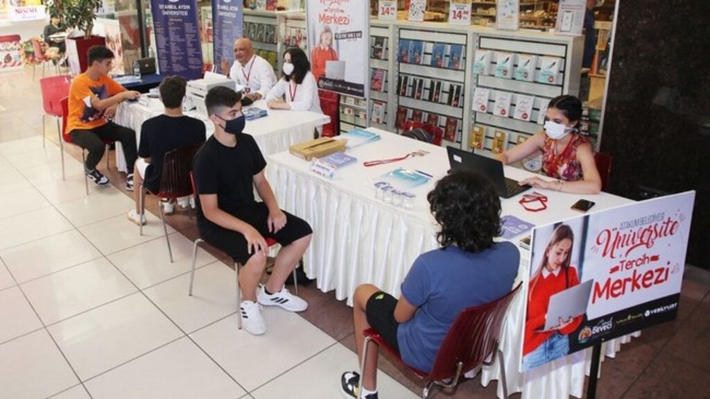 Atakum Belediyesi’nden Üniversiteli Adaylarına Danışmanlık Desteği!