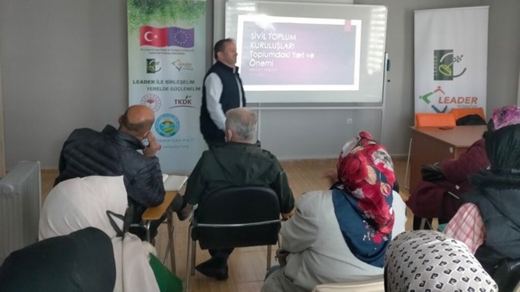 Salıpazarı’nda Toplumsal Gelişimde STK’ların Rolü Anlatıldı!