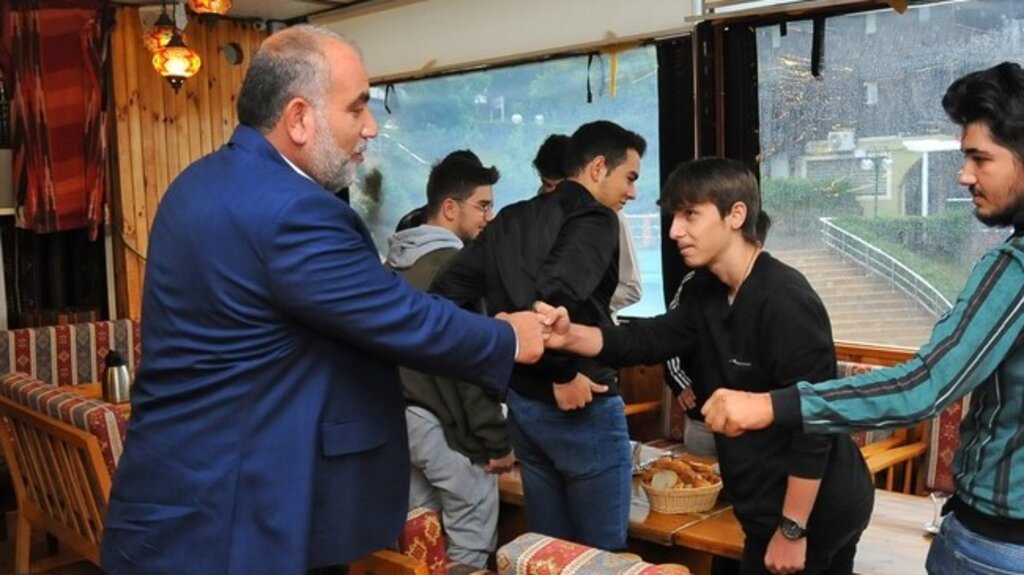 Sandıkçı’dan Üniversite Öğrencilerine Fatura Desteği Müjdesi!