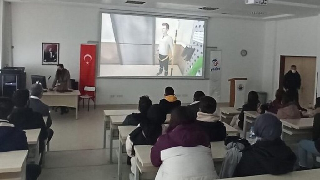 YEDAŞ’tan Üniversite Öğrencilerine İş Sağlığı ve Güvenliği Eğitimi!