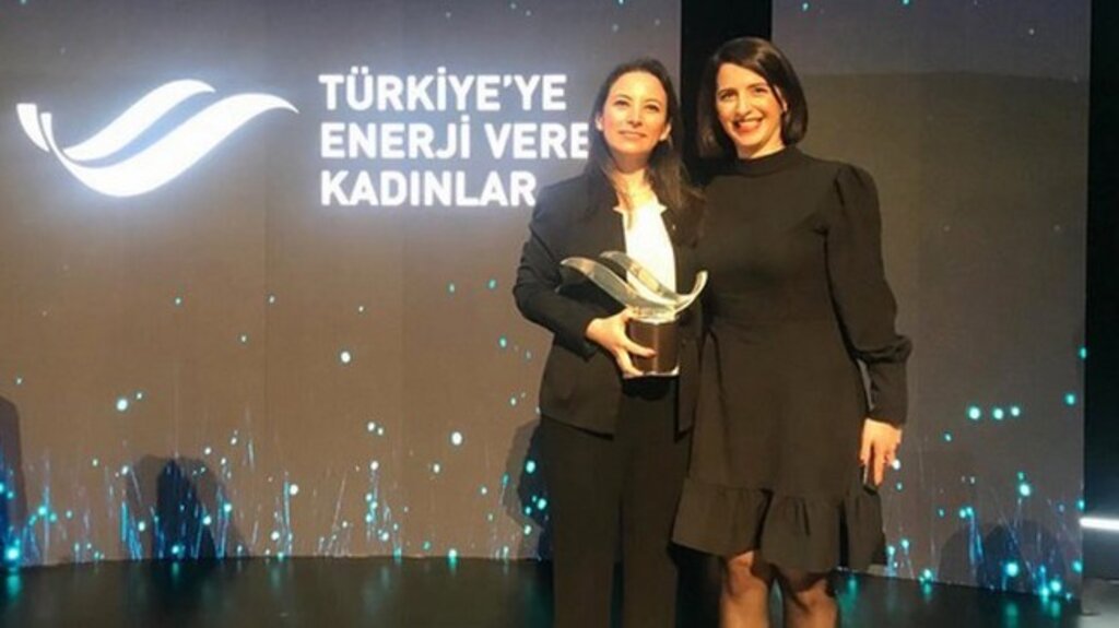 YEDAŞ’a, Türkiye’ye Enerji Veren Kadın Ödülü!