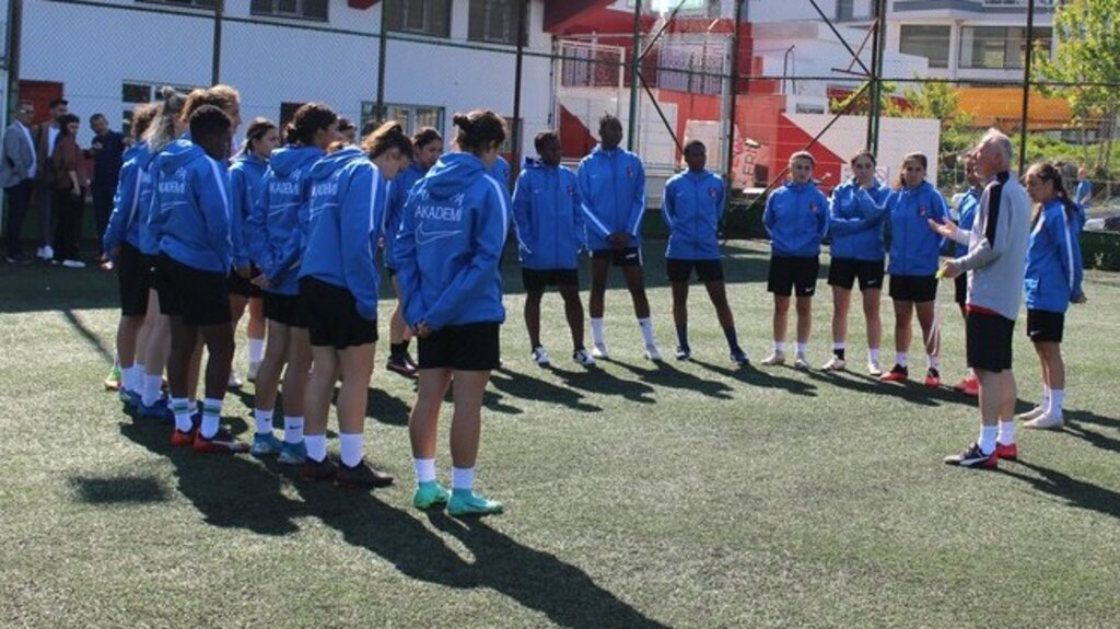 Samsun’un Dişi Kramponları Kritik Altay Maçı Öncesi Son Antrenmanını Yaptı! – VİDEOLU HABER