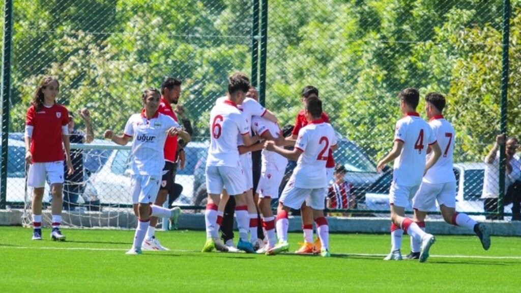 Samsunspor’un Gençleri Üçte Üç Yaptı!