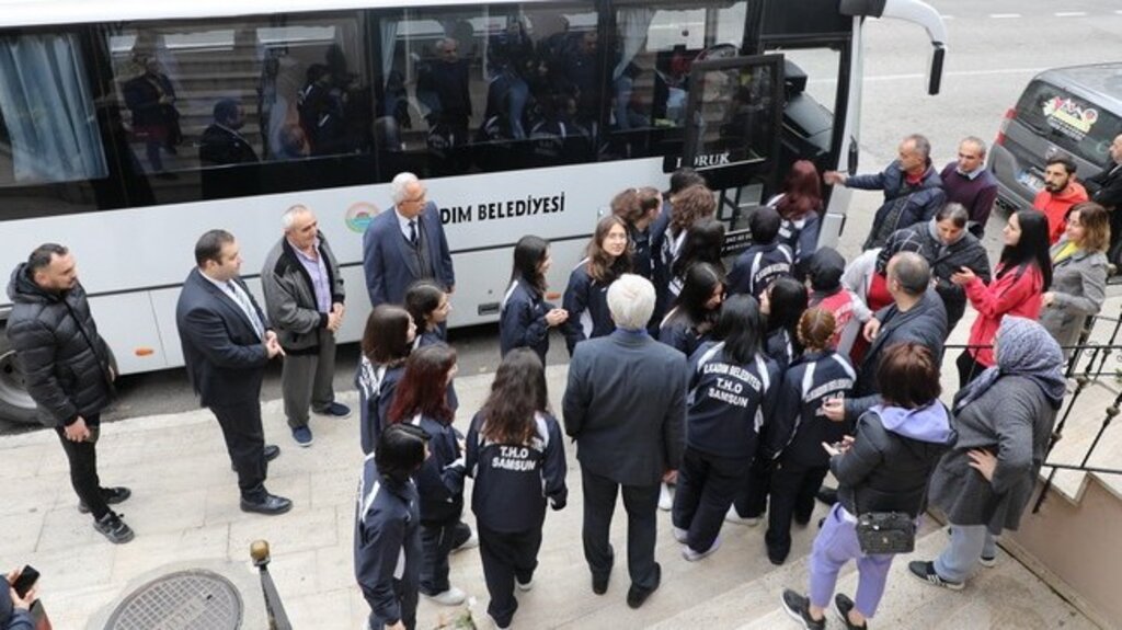 İlkadım Halk Oyunları Ekibi Şampiyonluk Yolunda!