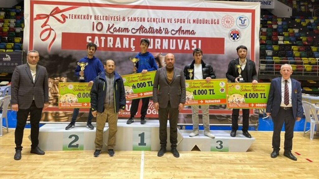 Tekkeköy’de Satrancın Ustaları Ödüllendirildi!