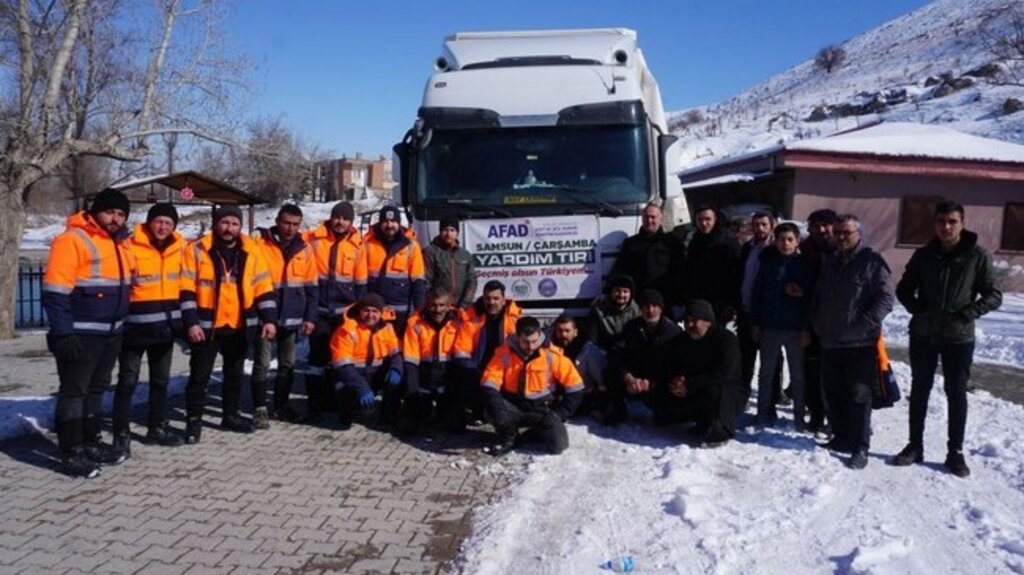 Çarşamba Belediyesi Elbistan’da Yaraları Sarmaya Devam Ediyor!