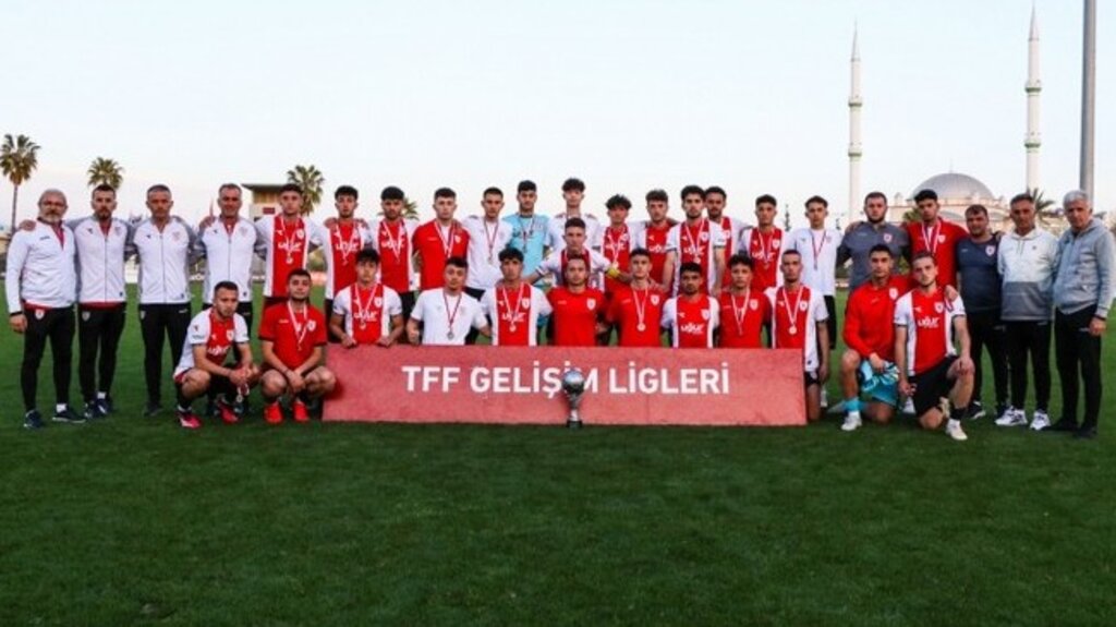 Samsunspor’un Gençleri Türkiye İkincisi Oldu!