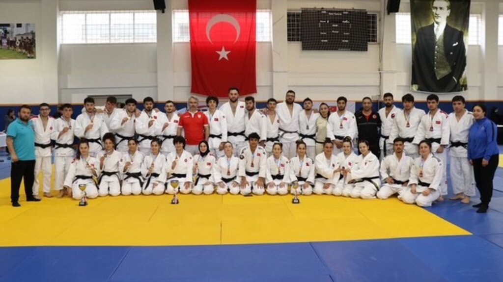 OMÜ; Ünilig Judo Türkiye Şampiyonası’nda Fırtına Gibi Esti!