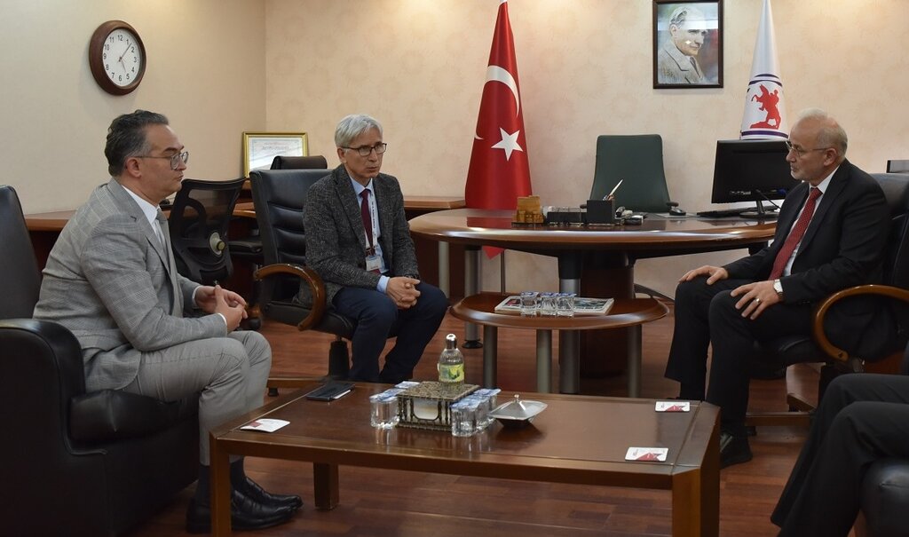 Tıp Fakültesi Hastanesinin Başhekimlik Yönetiminde Kadro Değişikliği!