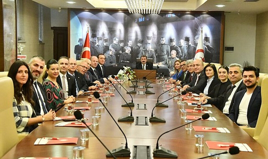 SAOB’dan Vali Orhan Tavlı'yı Ziyaret Etti!