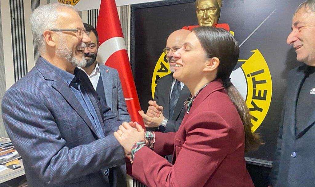 CHP Muğla Milletvekili Gizem Özcan 19 Mayıs Gazeteciler Cemiyetinde! 