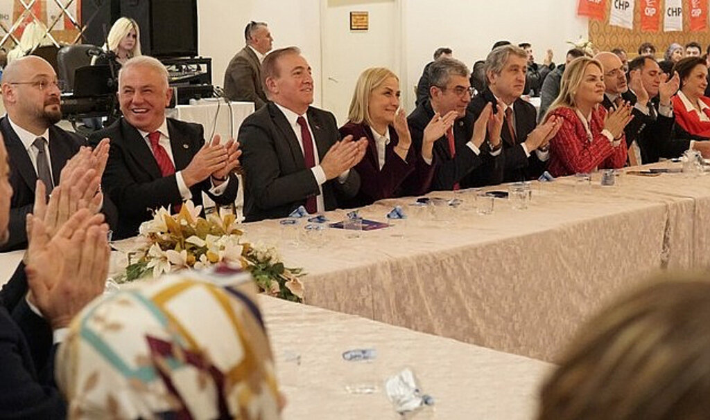 Cevat Öncü Bafra’da Aday Tanıtım Toplantısına Katıldı!