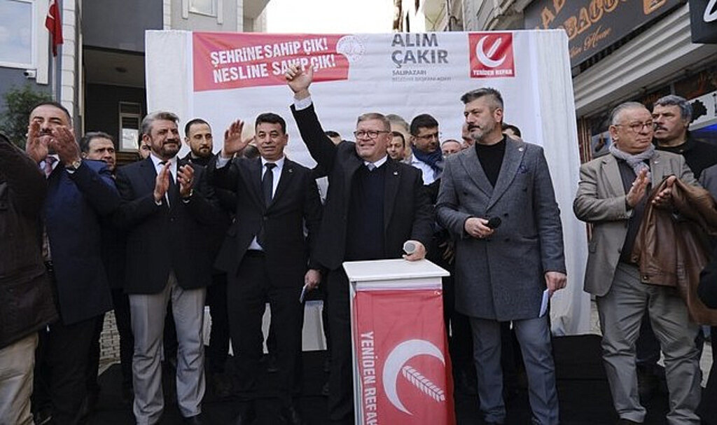 Yeniden Refah Partisi Salıpazarı’nda Gövde Gösterisi Yaptı!