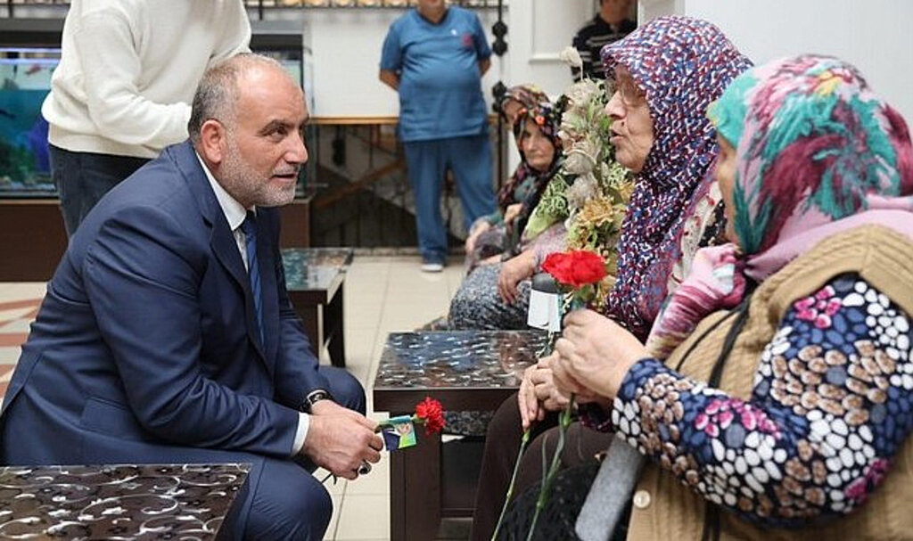 Başkan İbrahim Sandıkçı’ya Büyüklerden Dua!