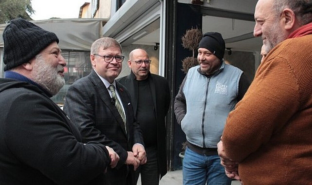 Adem Güney, ‘Vatandaştan Kopuk Yaşayan Belediye Başkanı Sorunları Bilemez’!