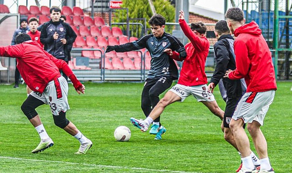 Samsunspor'un Gençleri Hazırlık Maçında Kapıştı!