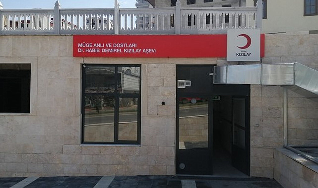 Müge Anlı ve Dostları Aşevi Samsun’da Açıldı!