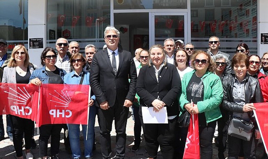 Emine Kandemir, ‘Kadın Cinayetlerine Karşı Ayaktayız’!