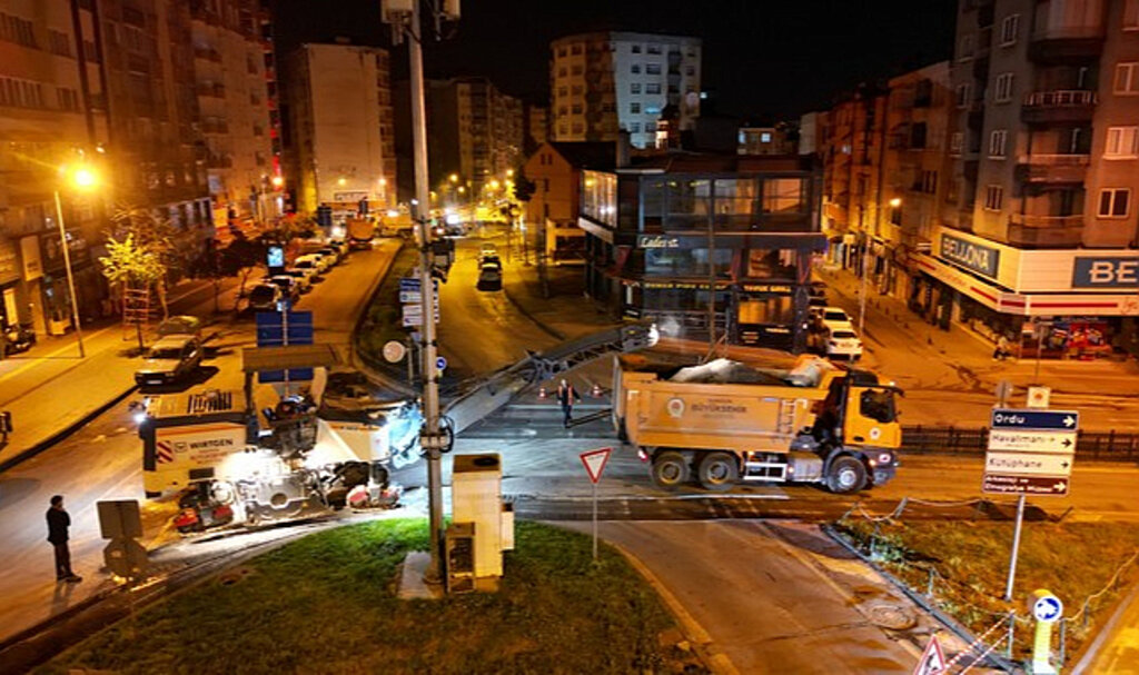 Samsun Büyükşehir’den 100. Yıl Bulvarı’nda Hummalı Çalışma!