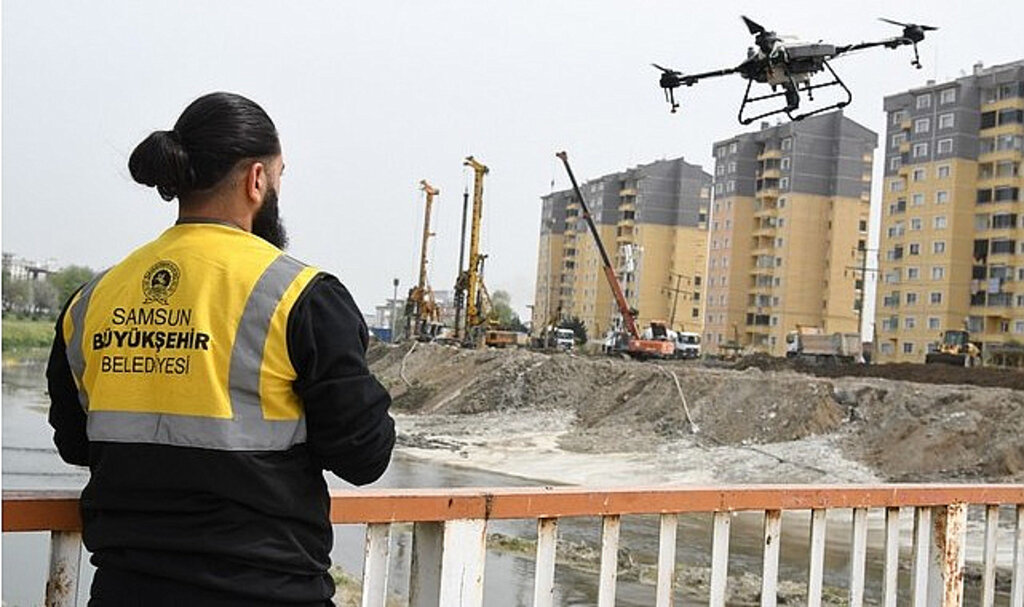 Samsun Büyükşehir’den Derelerde Drone İle İlaçlama Çalışması!